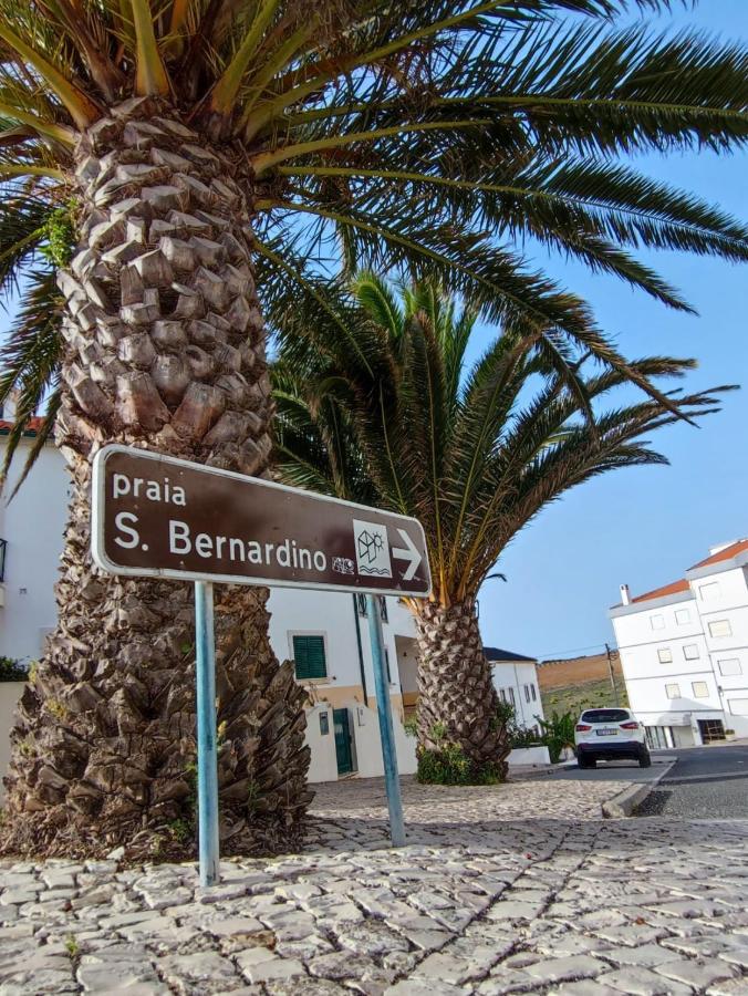The Whale Beach House Atouguia Da Baleia Extérieur photo